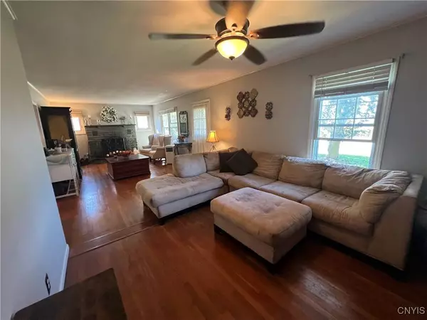 534 Ridge RD, Horseheads, NY 14845