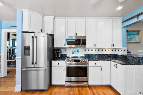 1 28th AVE, Sylvan Beach, NY 13157