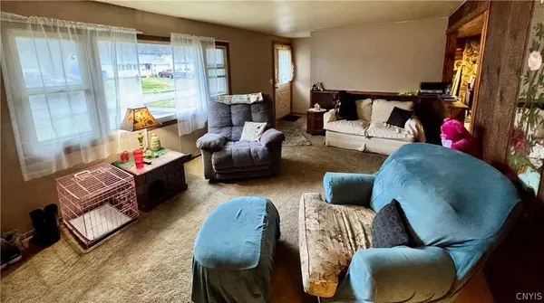 127 Oakley DR, Syracuse, NY 13212