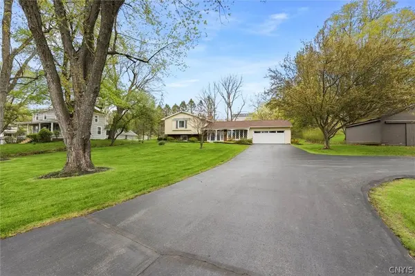 5514 N Manlius ST, Fayetteville, NY 13066