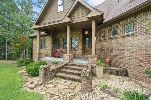 109 Larawood PT, Petal, MS 39465