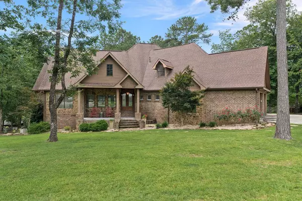 109 Larawood Pt, Petal, MS 39465