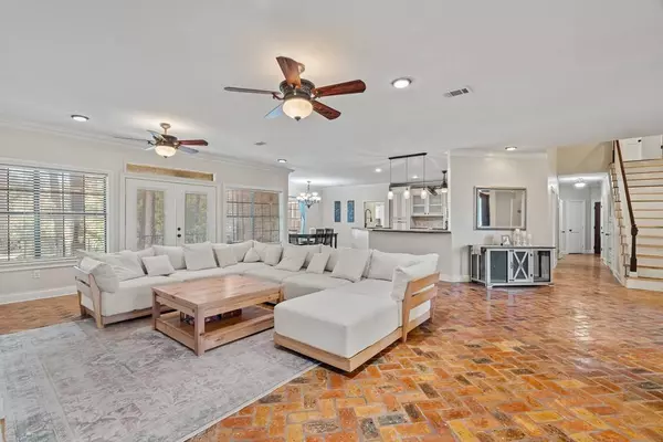 109 Larawood Pt, Petal, MS 39465