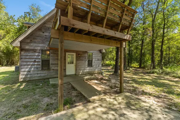 220 Lynn Ray Rd, Cabin C, Petal, MS 39465