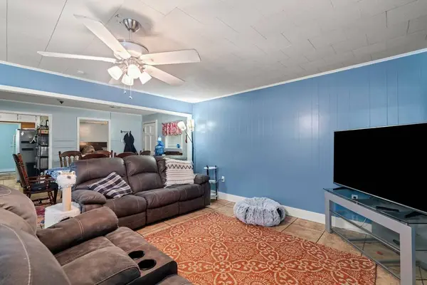 109 Corinth Rd, Petal, MS 39465