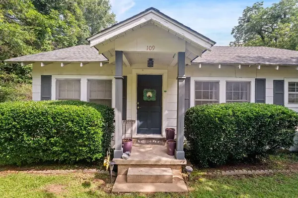 109 Corinth Rd, Petal, MS 39465