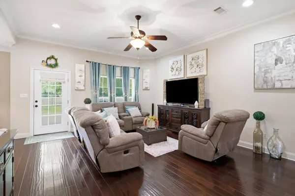 54 Joshbury, Laurel, MS 39443
