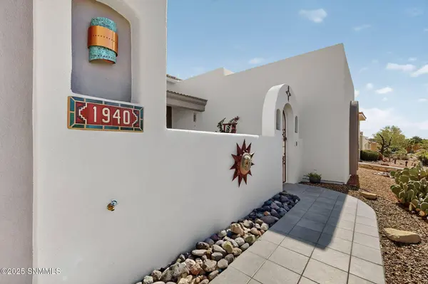 1940 San Fernando DR, Las Cruces, NM 88011