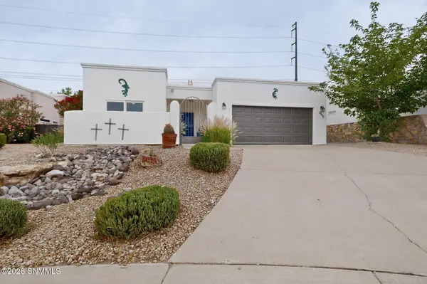 2073 San Patricio LOOP, Las Cruces, NM 88011