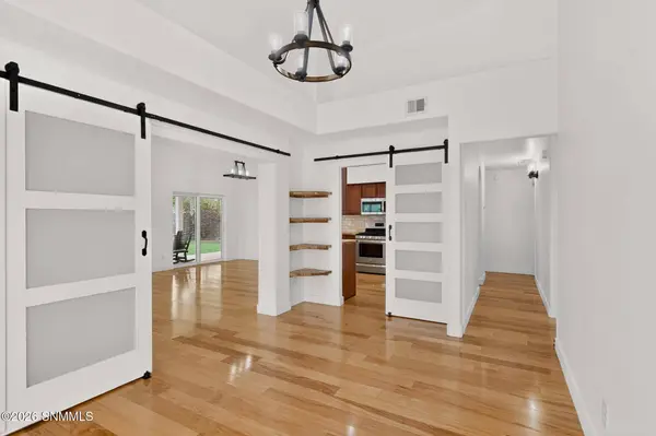 2073 San Patricio LOOP, Las Cruces, NM 88011