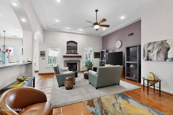 1940 San Fernando DR, Las Cruces, NM 88011