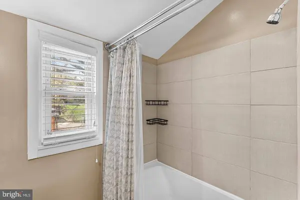 4343 F ST SE, Washington, DC 20019