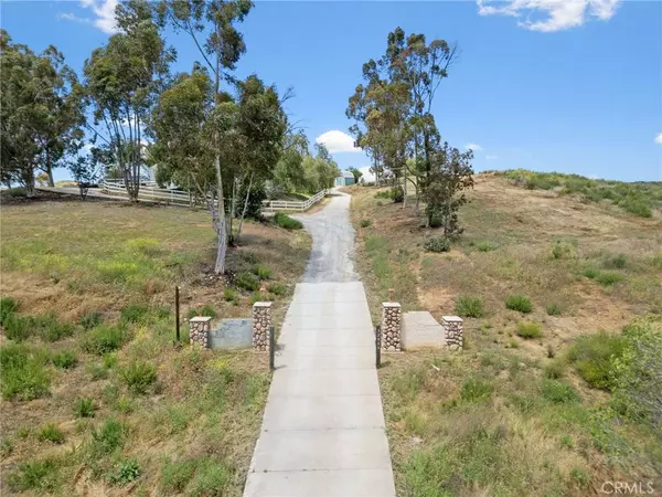 32955 Buckskin RD, Temecula, CA 92592