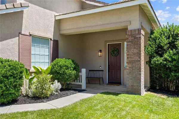 32005 Calle Ballentine, Temecula, CA 92592