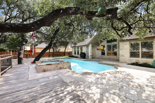 9610 Ninas, San Antonio, TX 78254