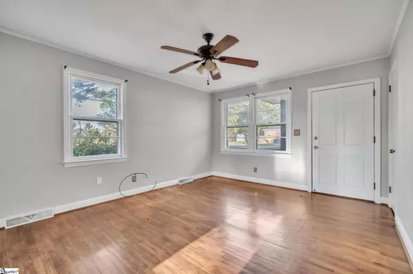 12 Carter Drive, Greenville, SC 29607