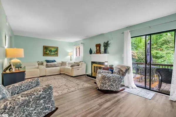 87 Briarview Circle, Greenville, SC 29615