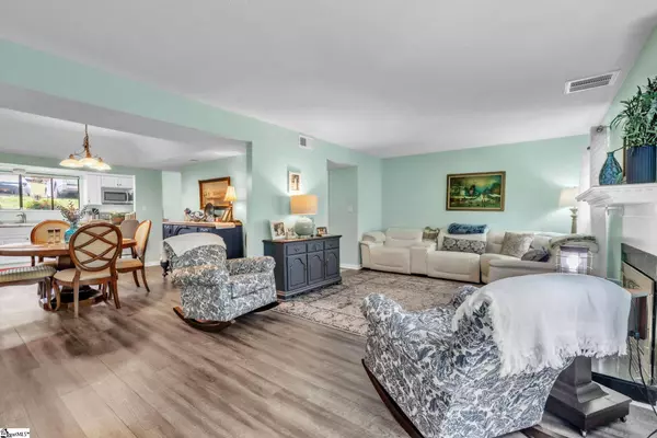 87 Briarview Circle, Greenville, SC 29615