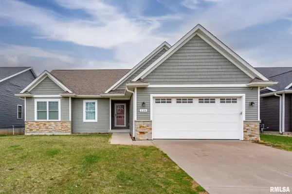 119 PRAIRIE MEADOW DR, Blue Grass, IA 52726