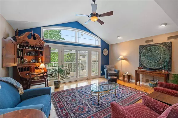 1814 Masters Lane, Madison, WI 53719