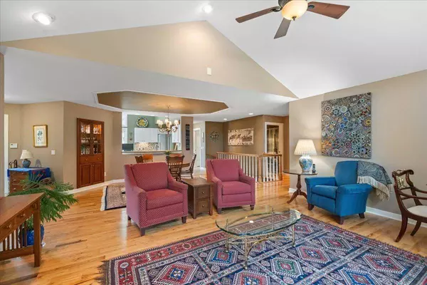 1814 Masters Lane, Madison, WI 53719