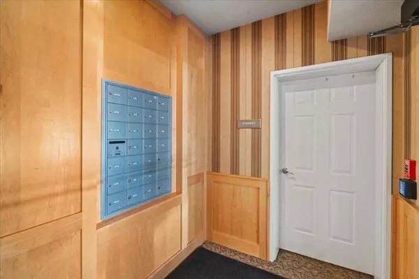 1300 School Street #209, Sun Prairie, WI 53590