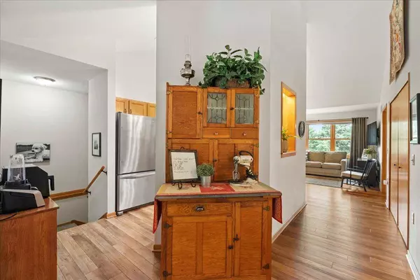 209 E Parkview Street #C, Cottage Grove, WI 53527