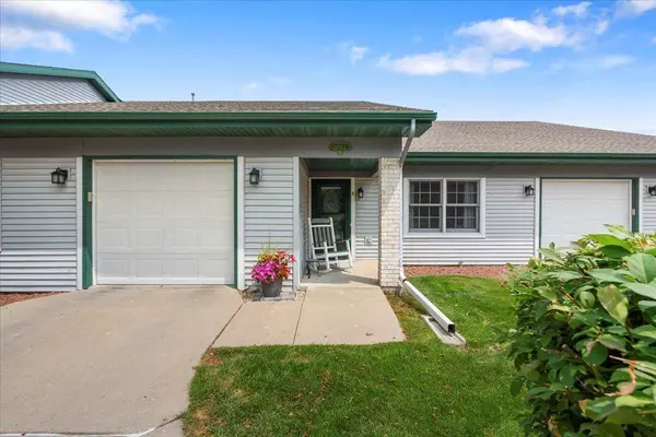 209 E Parkview Street #C, Cottage Grove, WI 53527