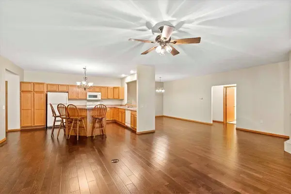 718 Herndon Drive #B, Madison, WI 53718