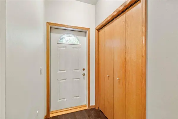 718 Herndon Drive #B, Madison, WI 53718