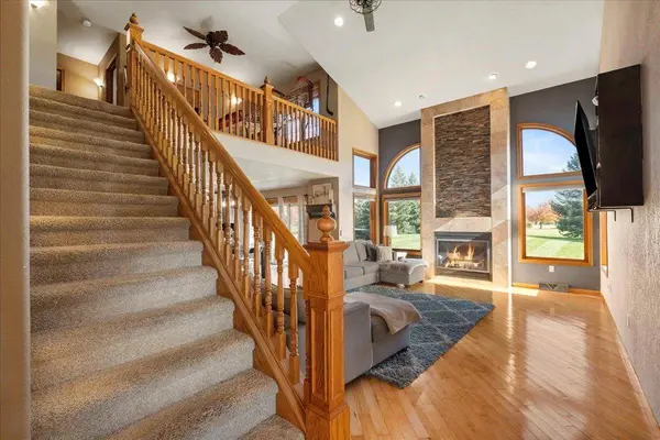 6399 Irving Drive, Sun Prairie, WI 53590