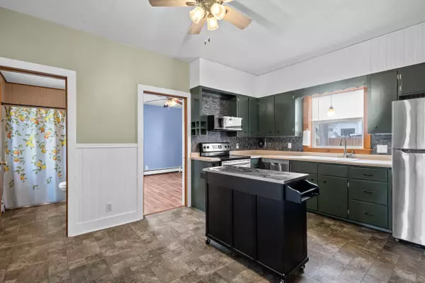 218 W Emmett Street, Portage, WI 53901