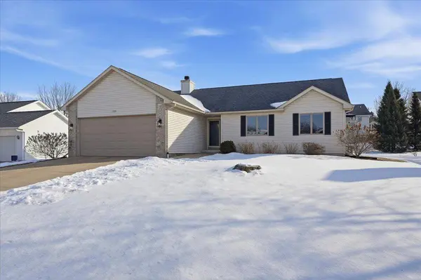 1355 Gray Hawk Way, Sun Prairie, WI 53590
