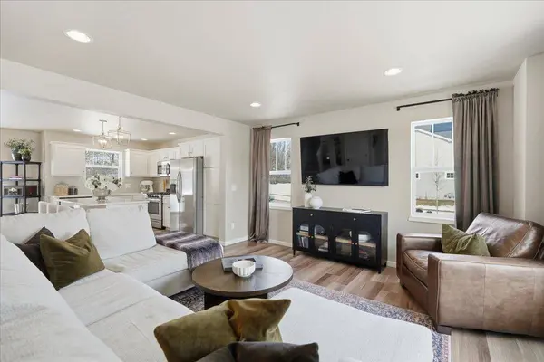 318 Milky Way, Madison, WI 53718