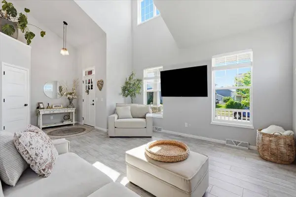 1817 Red Fern Lane, Madison, WI 53718