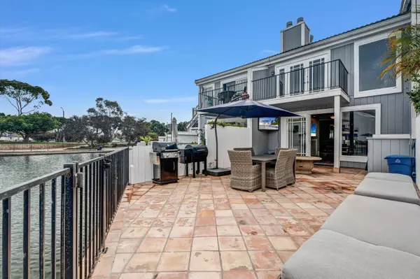 3625 Windspun Dr, Huntington Beach, CA 92649-2017