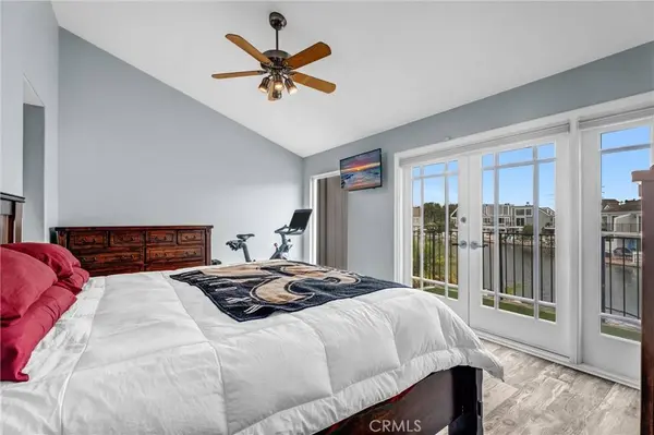 3625 Windspun DR, Huntington Beach, CA 92649