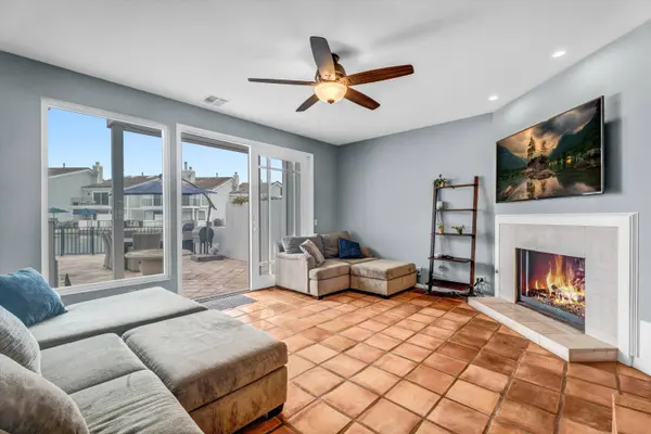 3625 Windspun Dr, Huntington Beach, CA 92649-2017