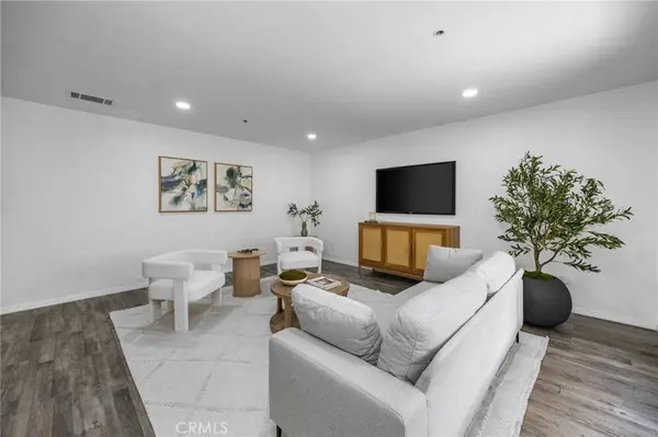 12141 Centralia #206, Lakewood, CA 90715