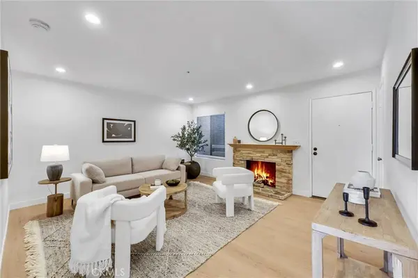 12121 Centralia ST #302, Lakewood, CA 90715