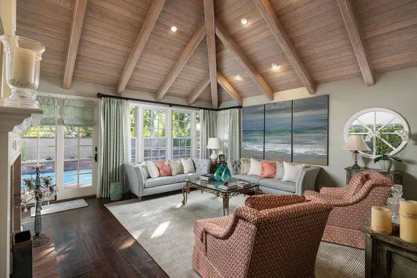 32 Rockingham Dr, Newport Beach, CA 92660-4218