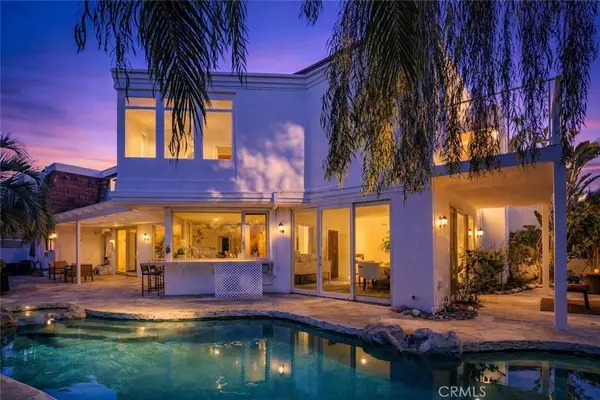 25 Rue Grand Ducal, Newport Beach, CA 92660