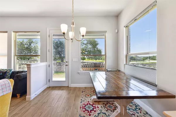 125 Redtail LN, Leander, TX 78641