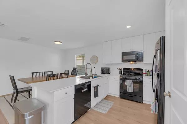 2324 Willkomen WAY, Pflugerville, TX 78660