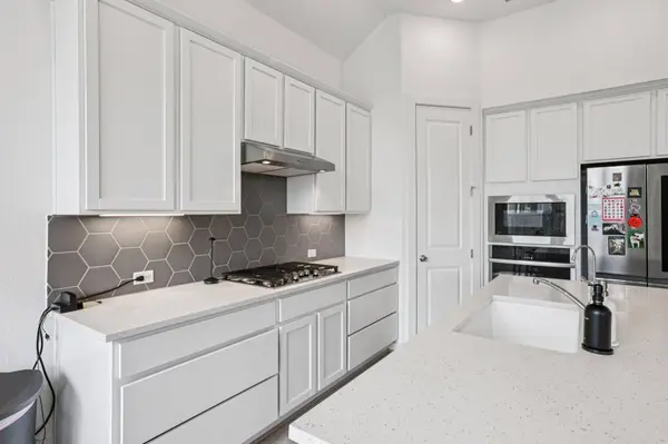 930 Nautical LOOP, Kyle, TX 78640