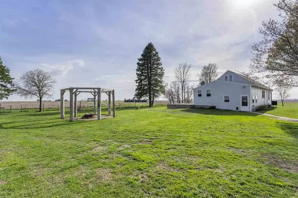 2000 Ivory Ave, Atalissa, IA 52720