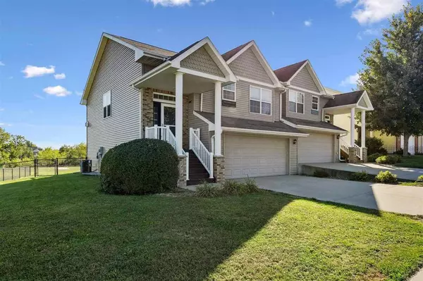 1470 Sadler Dr, North Liberty, IA 52317