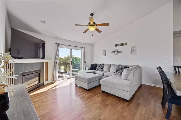 1470 Sadler Dr, North Liberty, IA 52317