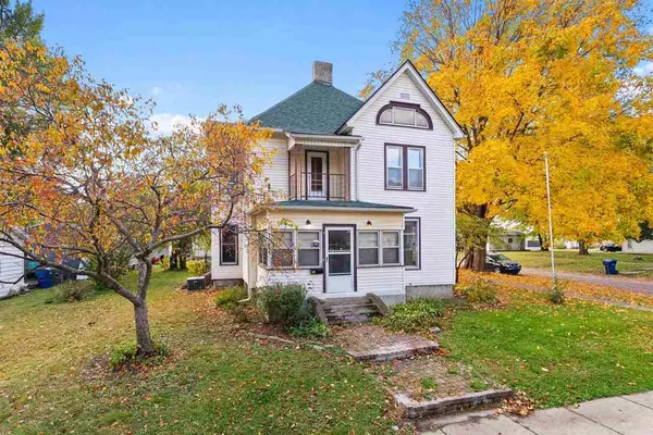 400 E 3rd St, West Liberty, IA 52776