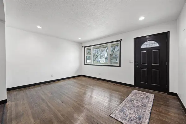 2023 Union Rd, Iowa City, IA 52240